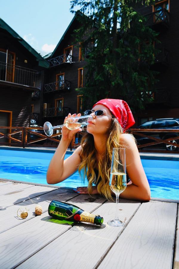 Отель Zimasnow Ski & Spa Club Буковель Экстерьер фото